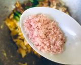 Gambar langkah 3 resipi Nasi Goreng Sardin.