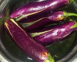 A picture of step 1 of Stuffed Eggplant Fry.