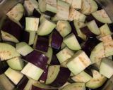Foto langkah ke 1 dari resep Mapo tofu eggplant.