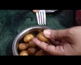 कश्मीरी दम आलू (Kashmiri Dum aloo recipe in hindi) रेसिपी चरण 2 फोटो