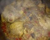 Foto del paso 3 de la receta: Pollo agridulce: curry, ciruelas, miel y mostaza