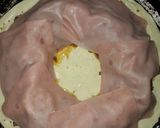 Foto del paso 3 de la receta: Tarta de carne con jamón y queso