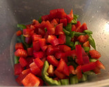 Foto del paso 1 de la receta: Ensalada de langostinos y garbanzos