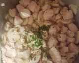 Gombás-tejszínes-baconos csirkemell recept fázis 3 fotója