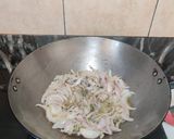 A picture of step 2 of Spiny gourd potato dry curry.
