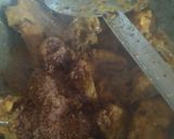 A picture of step 3 of Moghlai chicken gravy.