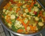 Foto langkah ke 5 dari resep Scrambled eggs and vegetable mix.