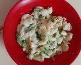 A picture of step 2 of White Sauce Pasta.