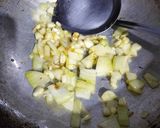 Foto langkah ke 1 dari resep Daging Sapi Cincang Kecap.