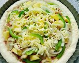 Gambar langkah 12 resipi Hawaiian Pizza 🍕🍍.