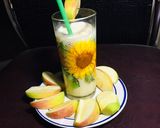 A picture of step 4 of Apple & banana smoothie🍎🍏.