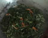 Foto langkah ke 2 dari resep Tumis daun singkong.