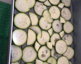 Foto del paso 1 de la receta: Lasaña de bacalao con ajos tiernos y calabacín
