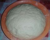 Foto del paso 4 de la receta: Medialunas de manteca🥐