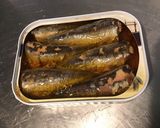 Une image de l'étape 1 de Salade de chêne rouge aux tomates, endives, sardines et feta.