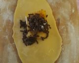 Foto langkah ke 5 dari resep Bolen Pisang.