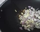 A picture of step 3 of Instant semolina spinach Handvo.