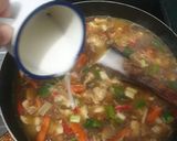 Foto langkah ke 6 dari resep Ifu Mie Cah Ayam Pedas.