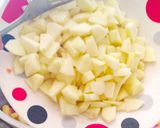 صورة لخطوة 5 من وصفة سلطة فواكه مشكلة 🍌🍋🍍🍏