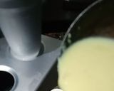 पिस्ता मावा कुल्फी (pista mawa kulfi recipe in Hindi) रेसिपी चरण 3 फोटो