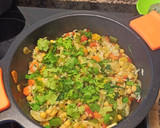 Foto del paso 5 de la receta: Salteado de garbanzos con verduras