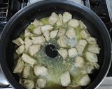 Foto del paso 3 de la receta: Pollo con champiñones y camarones
