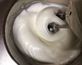 A picture of step 1 of White Chocolate and Matcha Soft Cake.