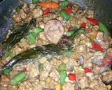 Foto langkah ke 4 dari resep Oseng Tempe Cabe Ijo.
