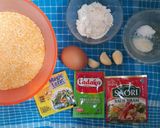 Foto langkah ke 1 dari resep Bola Bola Udang Ayam.
