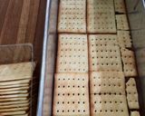 Foto langkah ke 5 dari resep Pudding Cheese Crackers.