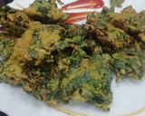 A picture of step 5 of Spinach Pakoda.