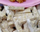 Foto langkah ke 1 dari resep Orek Tempe Kering.
