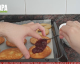 Foto del paso 7 de la receta: Galletas de mantequilla con mermelada de fresas