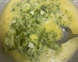 Foto del paso 2 de la receta: Omelette de zucchini (calabacín) opción para una cena saludable