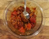 A picture of step 5 of Spicy Ahi Poke Bombs.