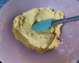 Foto langkah ke 4 dari resep Kue Sagu Keju.