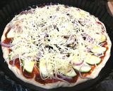 Foto del paso 6 de la receta Pizza casera con calabacín y champiñones