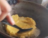 बिना मावे की मूंगदाल की बर्फी (bina mawe ki moong dal ki barfi recipe in HIndi) रेसिपी चरण 2 फोटो