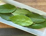 Hình bước làm 4 của món Ớt Chuông Tím Nhồi Thịt Nướng Lá Nguyệt Quế
