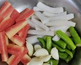 A picture of step 1 of Winter pickle.
