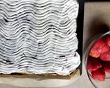 Drożdżowe z truskawkami🍓🍓🍓 krok przepisu 4 zdjęcie