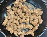 A picture of step 2 of Chicken tikka creamy cheesy macaroni/indo Italian style.