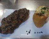 Foto del paso 8 de la receta: Bife de chorizo al whisky, manteca de pimienta y risotto de papa