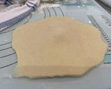 A picture of step 4 of Stuffed Steamed Fresh Milk Bun.