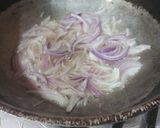 A picture of step 2 of Lauki ki bhujia.
