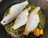A picture of step 2 of Salt and Chili Fried Threadfin Fish.