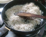 A picture of step 2 of Semolina modak.