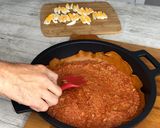 A picture of step 8 of Murcian Tuna, Tomato, and Egg Empanada.