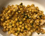 Foto del paso 2 de la receta: Camarones con garbanzos