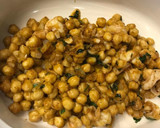 Foto del paso 2 de la receta: Camarones con garbanzos